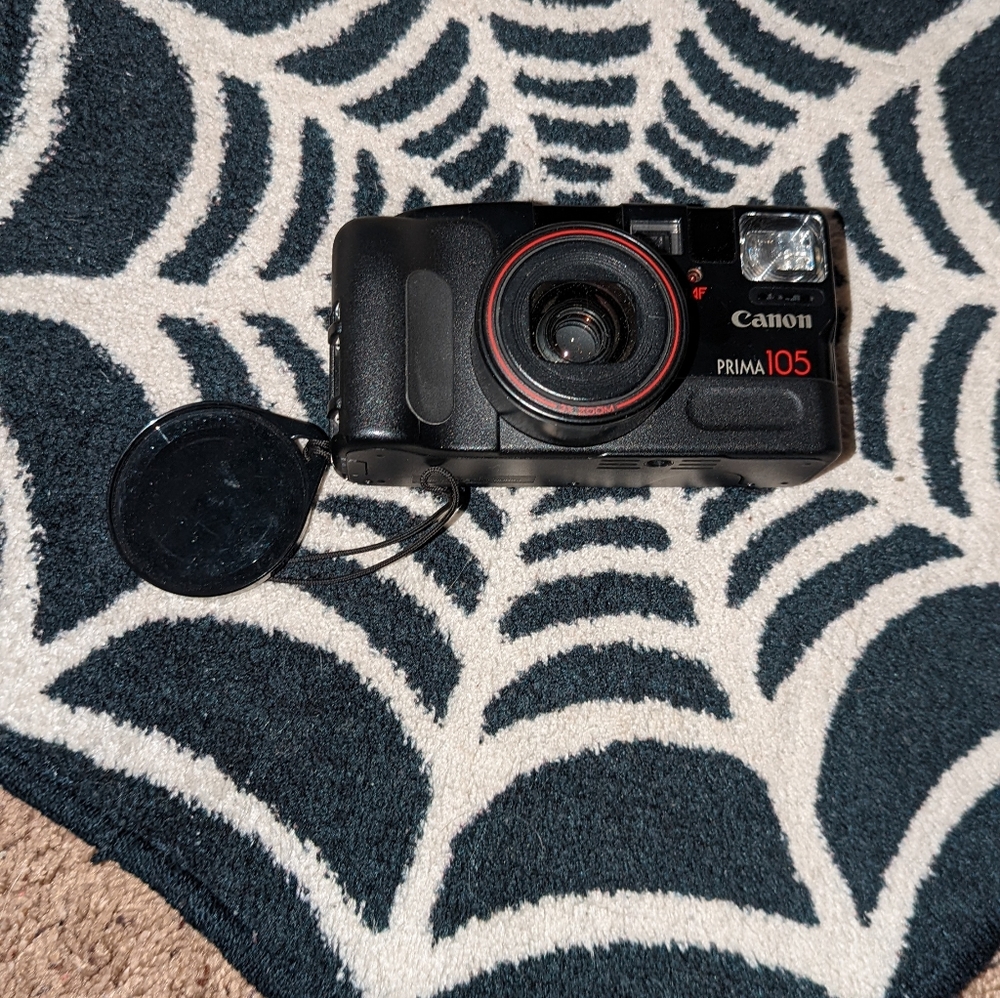 Prima Canon Zoom 105 Vintage Film Camera!!